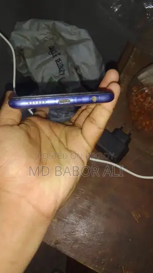 Samsung Galaxy A10s . (Used)