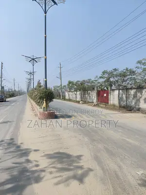 BASHUNDHARA N Block 12 kata Plot Sell.. Near 300 ft..