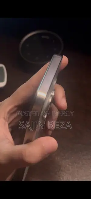 Apple iPhone 15 Pro (Used)