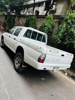 Mitsubishi L200 All Power Manual Gear 2005
