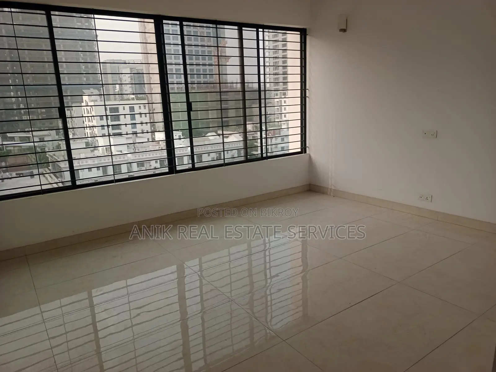 Luxurious 5000 Sft Unfurnished Flat Rent At Gulshan 2