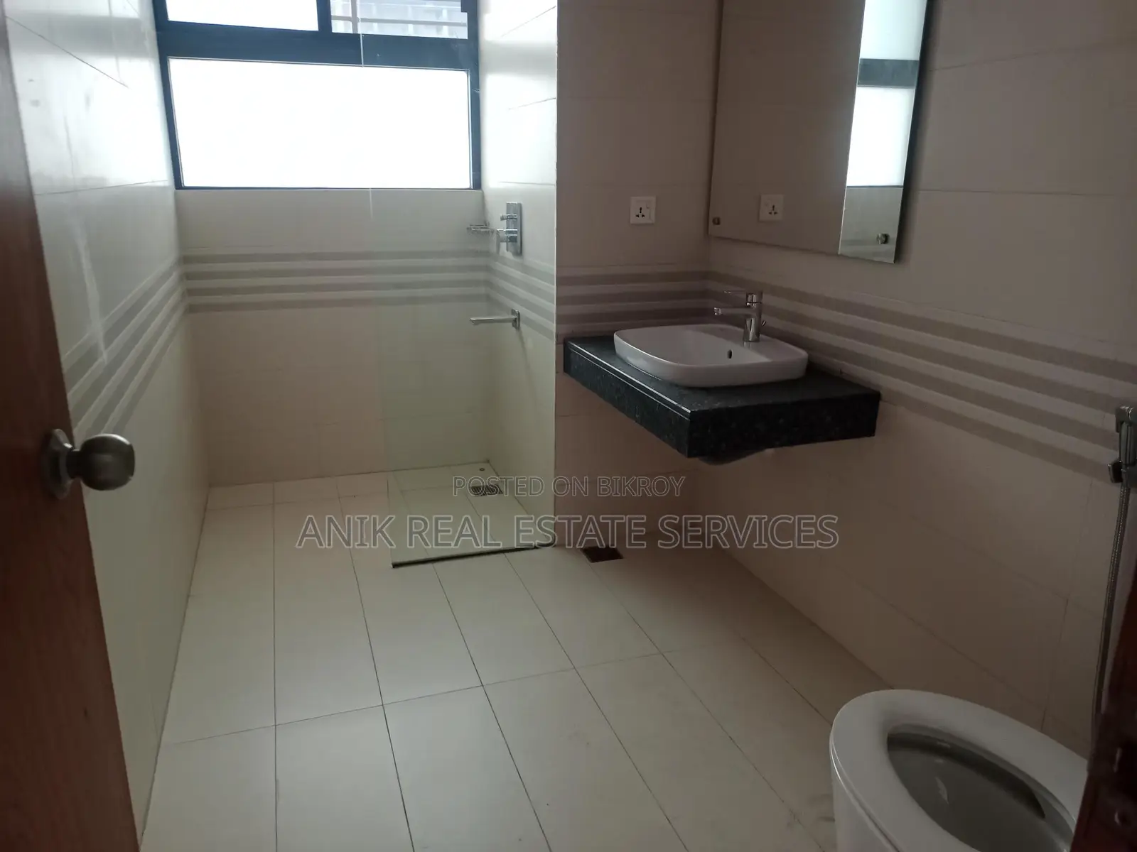 Luxurious 5000 Sft Unfurnished Flat Rent At Gulshan 2