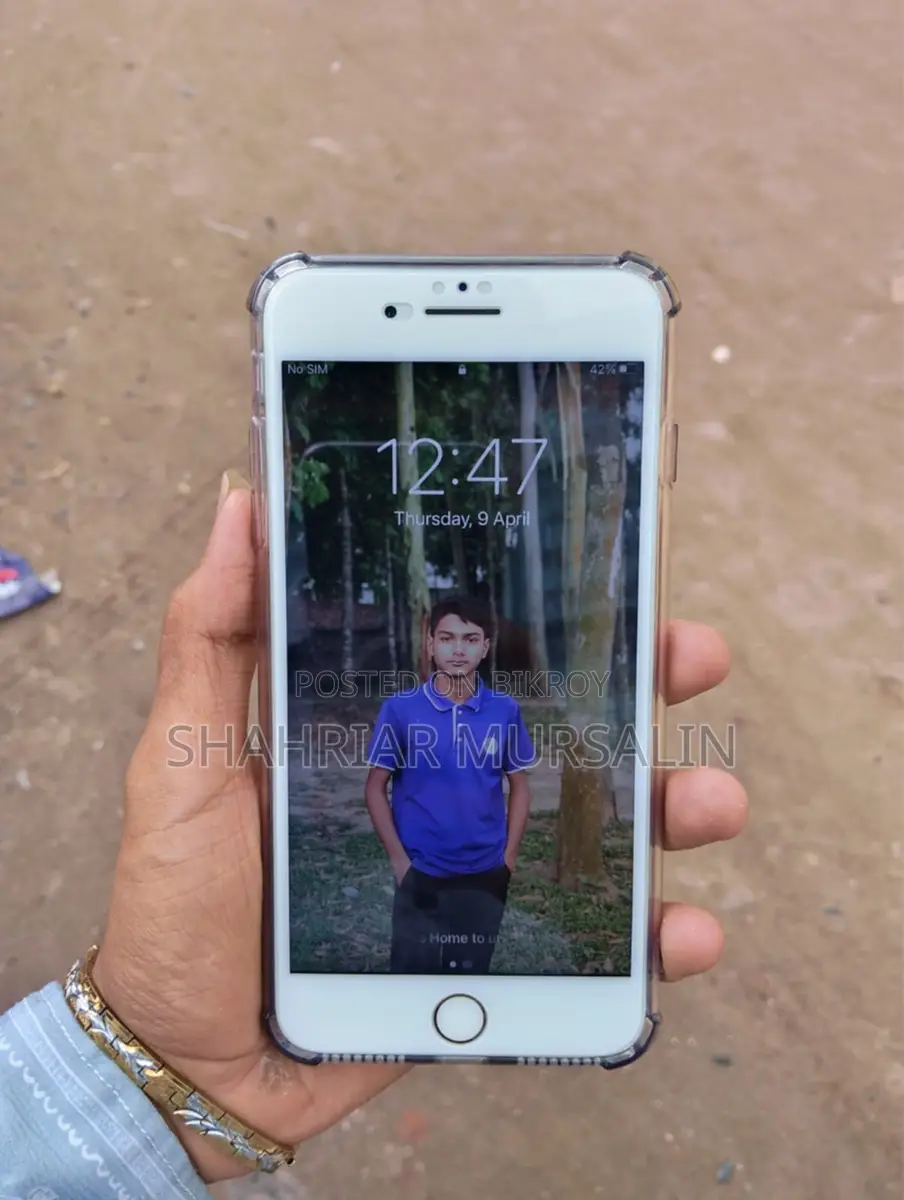 Apple iPhone 7 Plus . (Used)