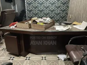 Cash Counter Table