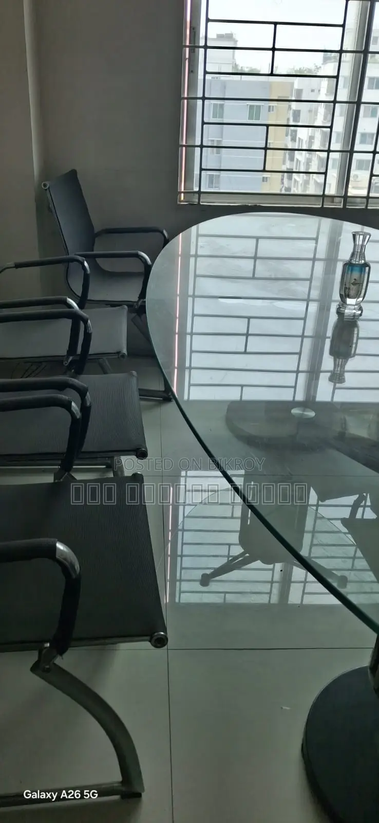 বোর্ড রুম মিটিং টেবিল সেটাপ
