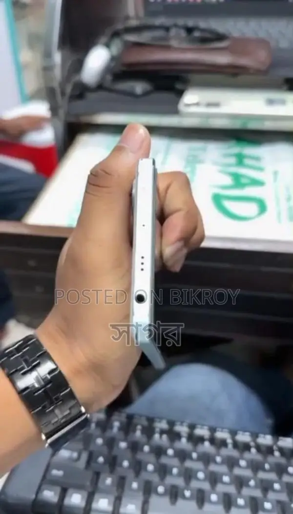 Xiaomi Poco F4 (Used)