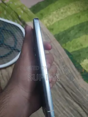 Samsung Galaxy S23 . (Used)
