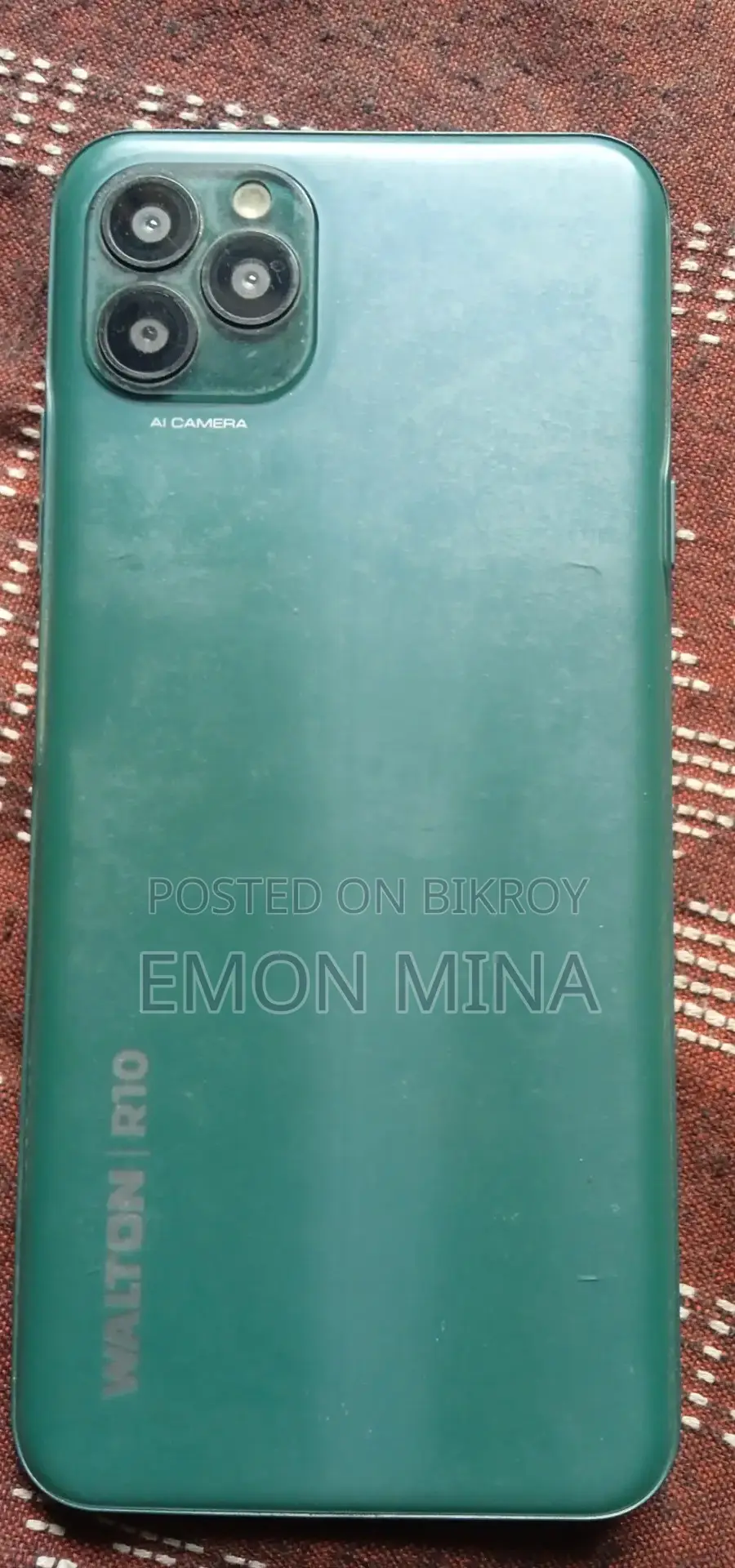 Walton Primo R10 4/64 GB (Used)