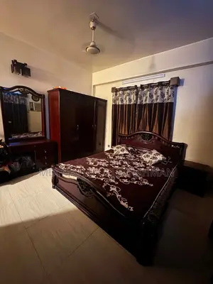 4 sets of bed, dressing table, and wardrobe