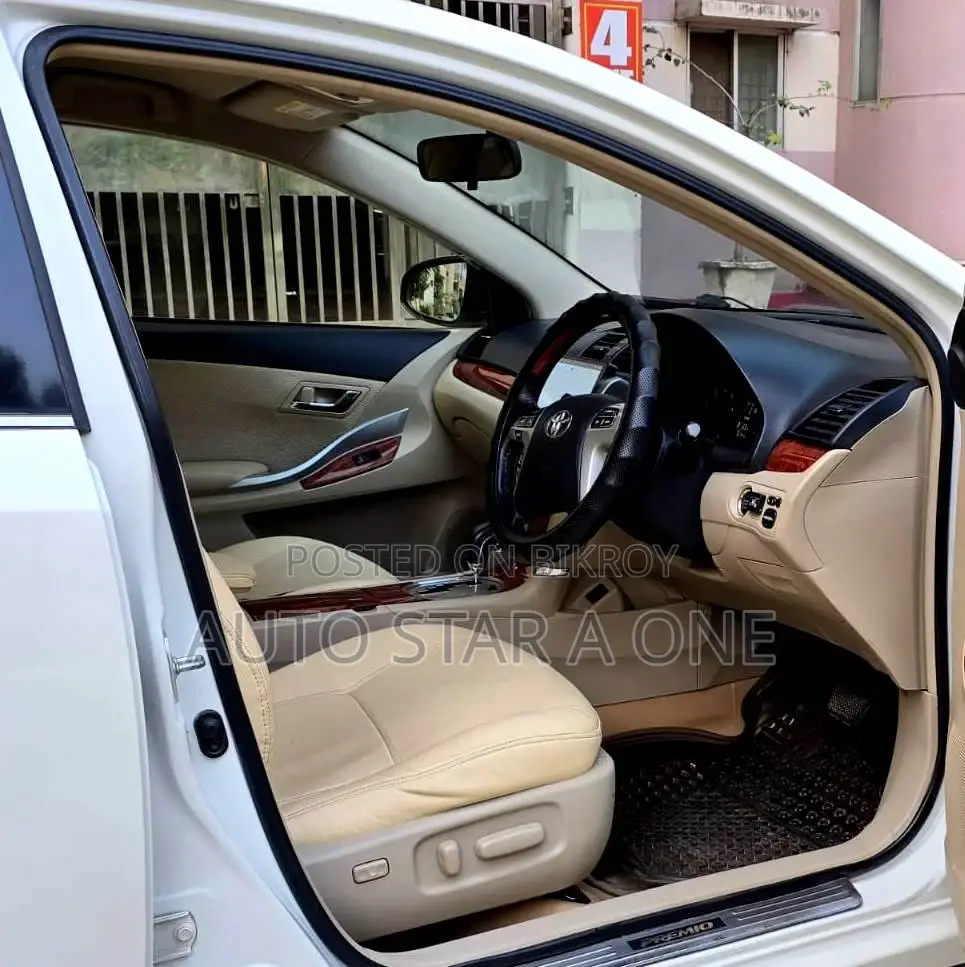 Toyota Premio G Superior F Ex 2014