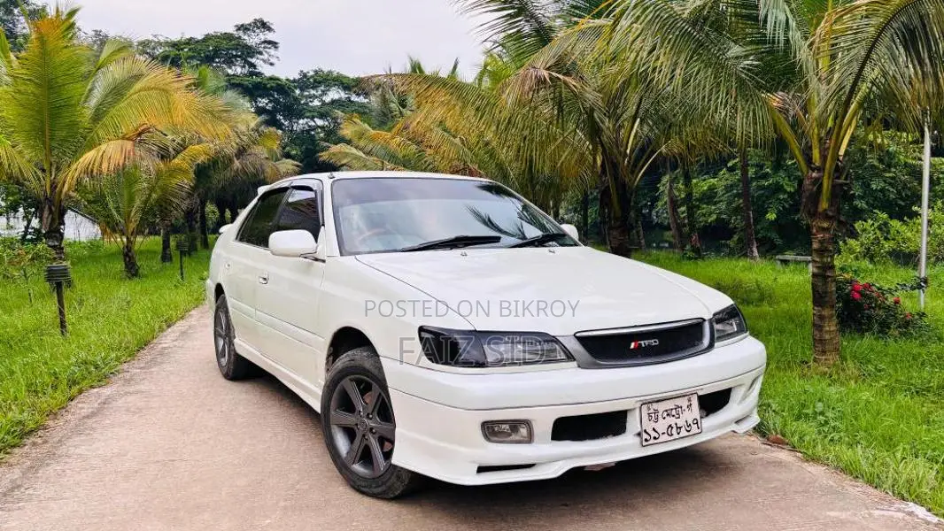 Toyota Premio Corona 2000