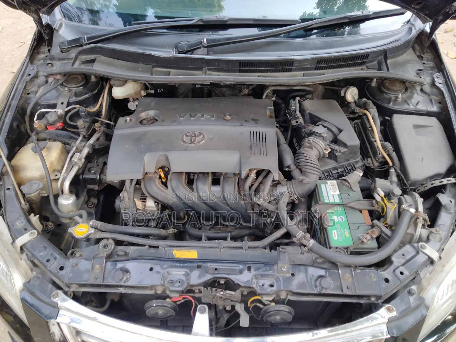 Toyota Fielder Axio 2010