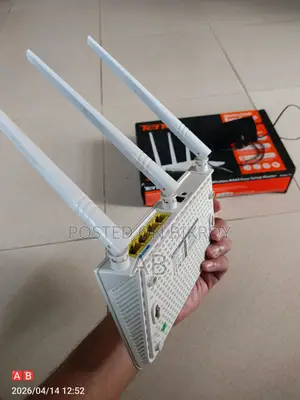 Tenda F3 রাউটার (খুবই ফ্রেশ কন্ডিশন)