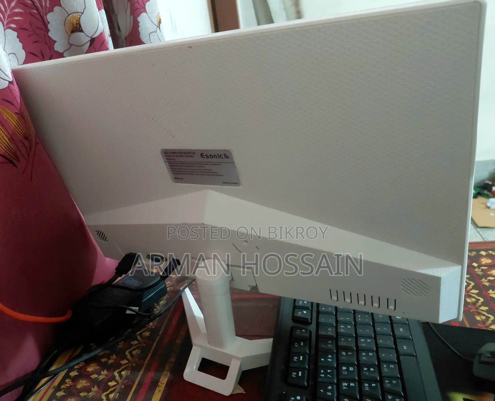 Esonic 19 Inch Fresh Monitor