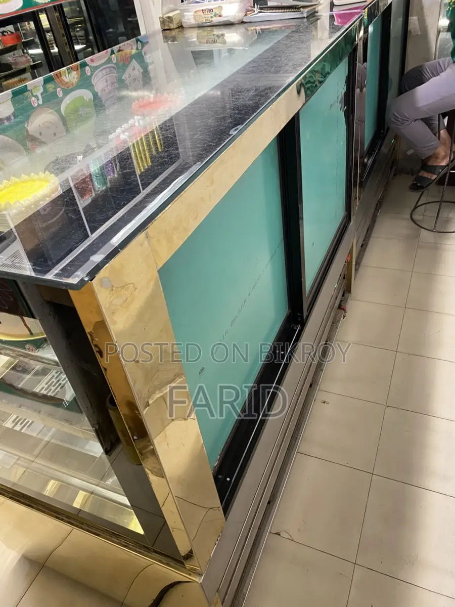 Cake Display Fridge