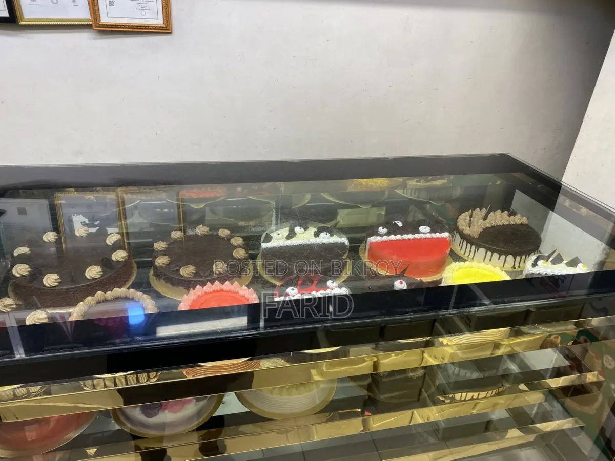 Cake Display Fridge