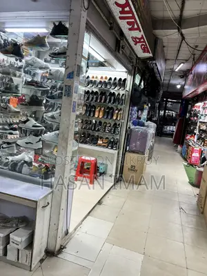 জরুরি দোকান ভাড়া হবে