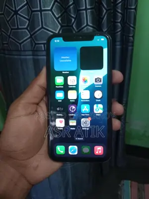 Apple iPhone XR (Used)
