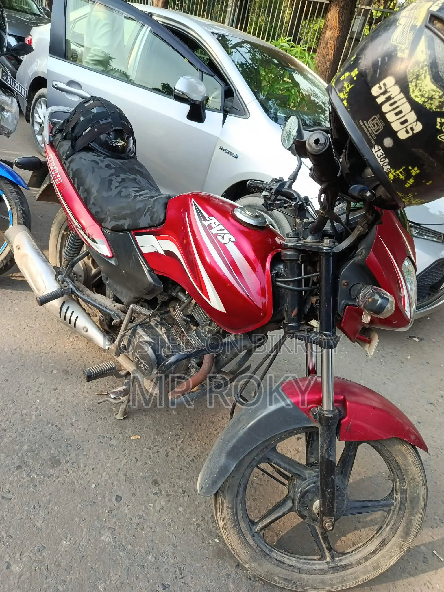 TVS Metro 2016
