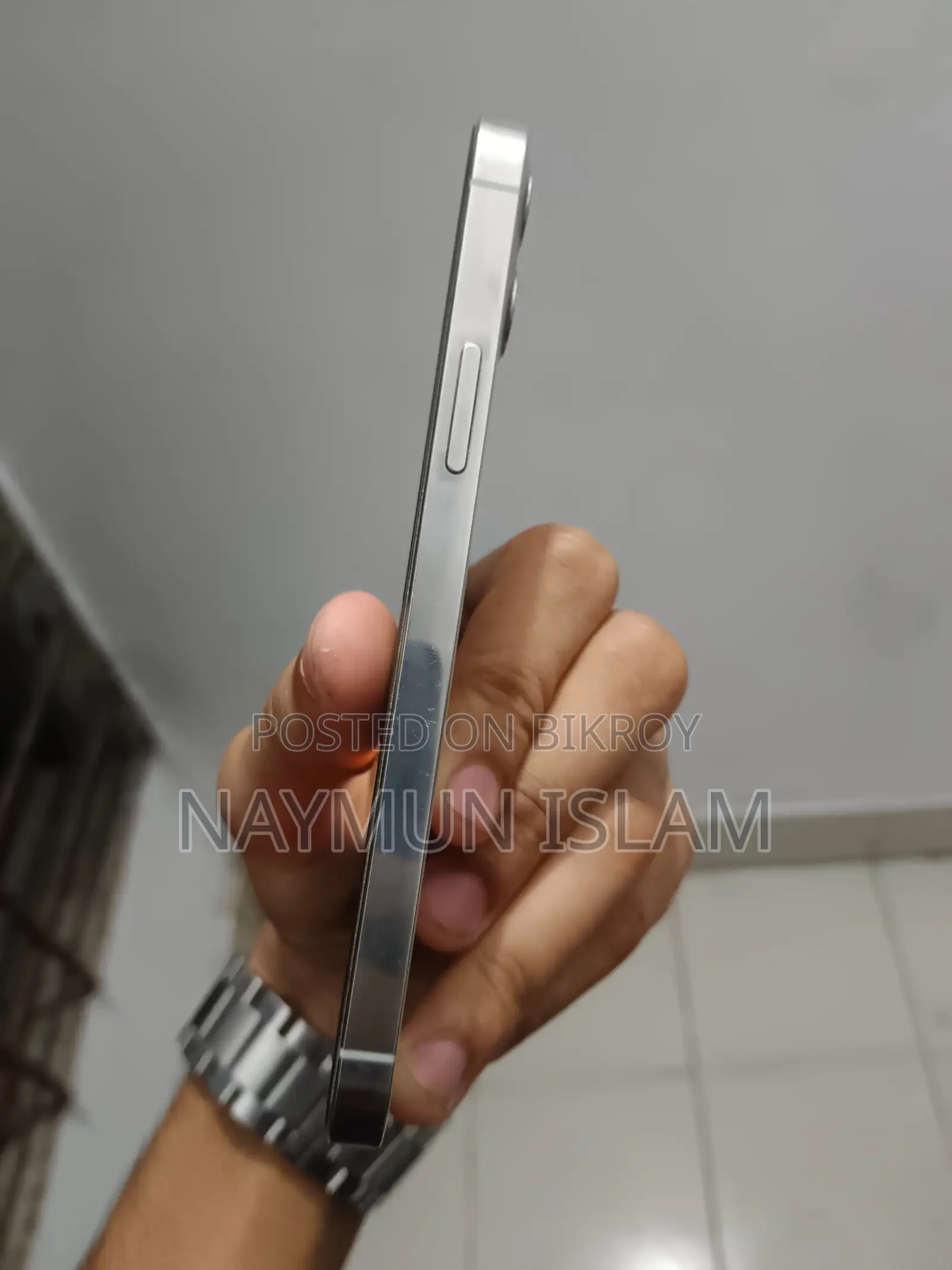 Apple iPhone 12 Pro (Used)