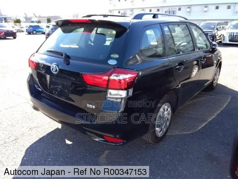 Toyota Fielder EX PKG HYB 2019