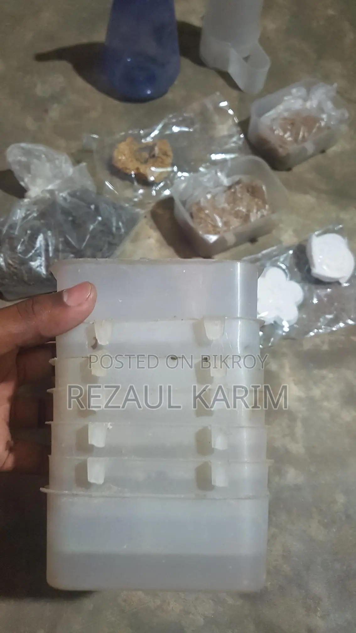 পাখির বাটি খাবার ক্যালসিয়াম ভিটামিন ছোট খাঁচা