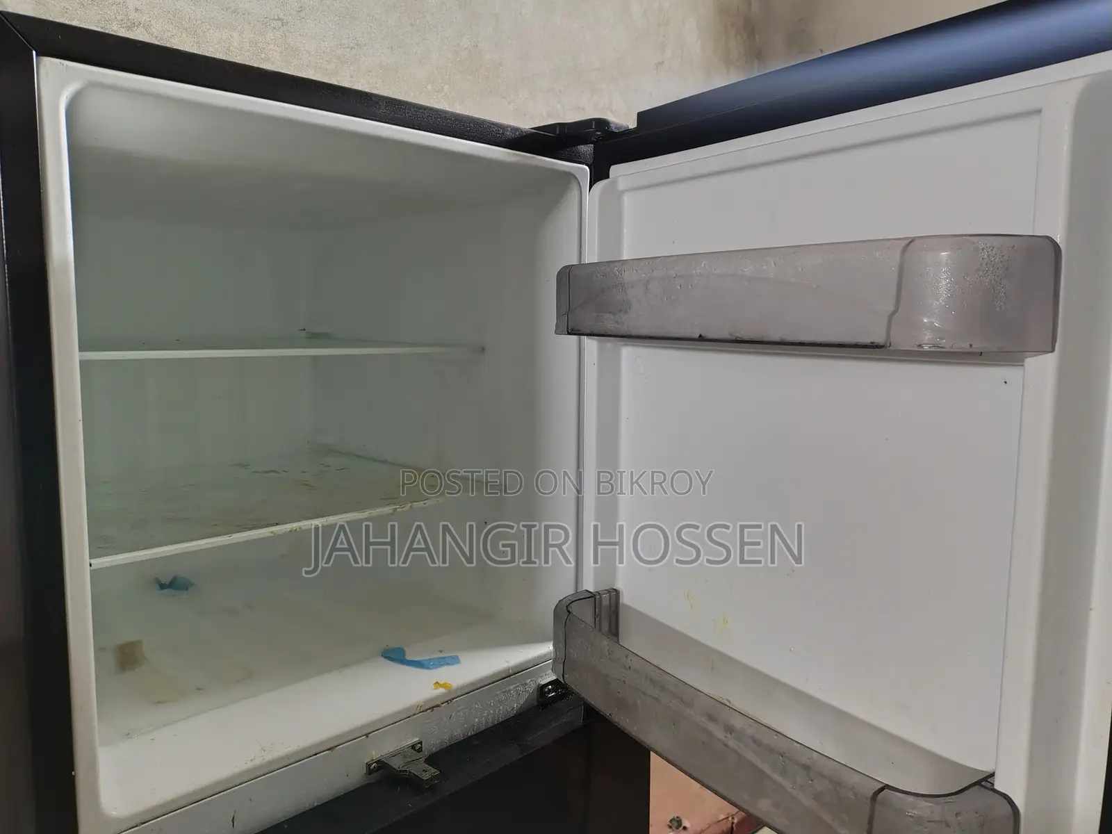 A Walton Fridge is for Sale