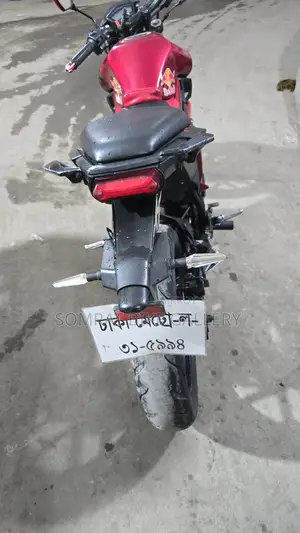 Runner Bolt Super Fresh Condition 2020