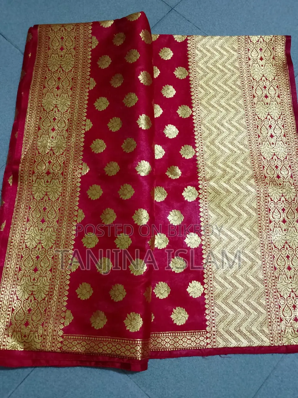 ব্যবহৃত কাতান শাড়ি
