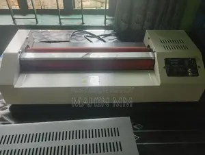 লেমিনিটিং মেশিন