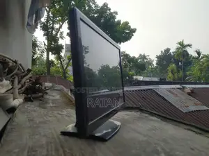 Fujitsu 22" monitor