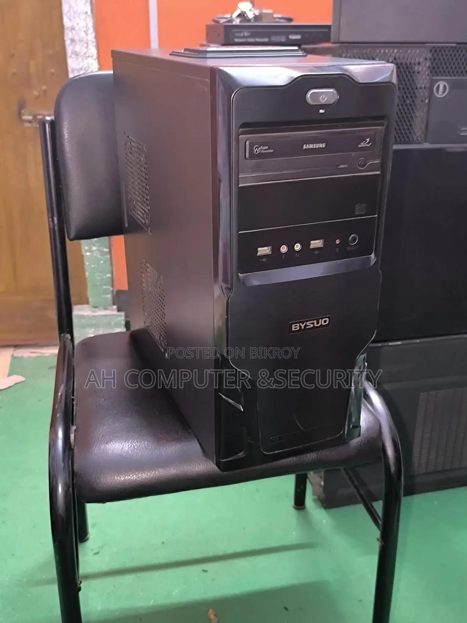 DESKTOP PC i3 8GB RAM 128GB SSD 2GB GRAPHIC