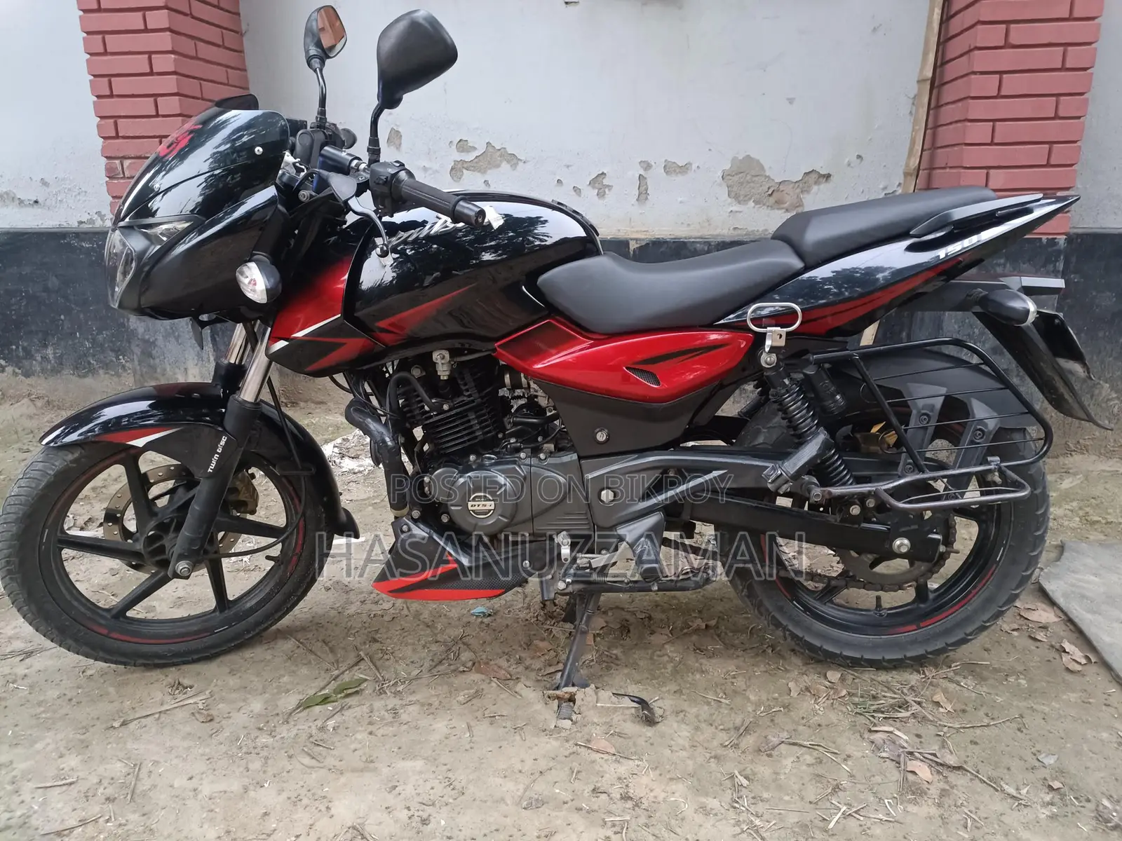 Bajaj Pulsar 150 2018