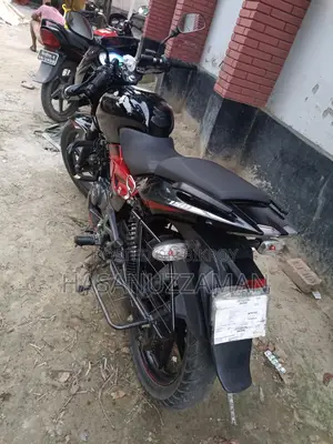 Bajaj Pulsar 150 2018