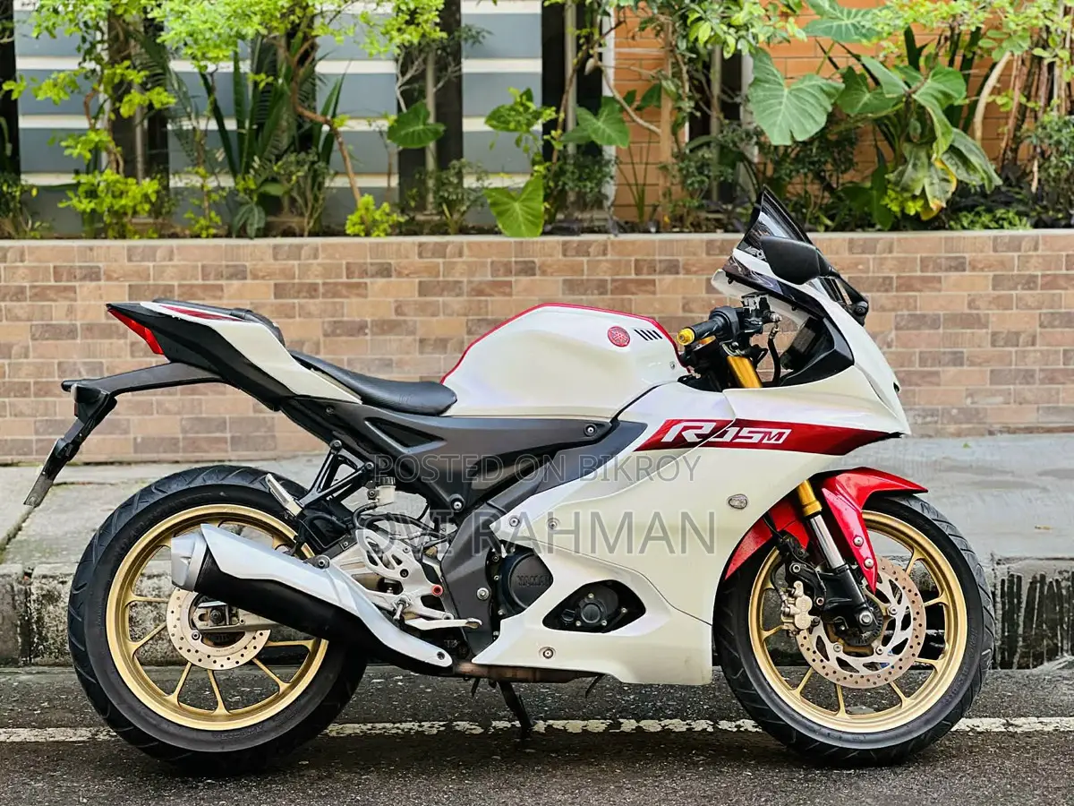 Yamaha R15 v4M 2022