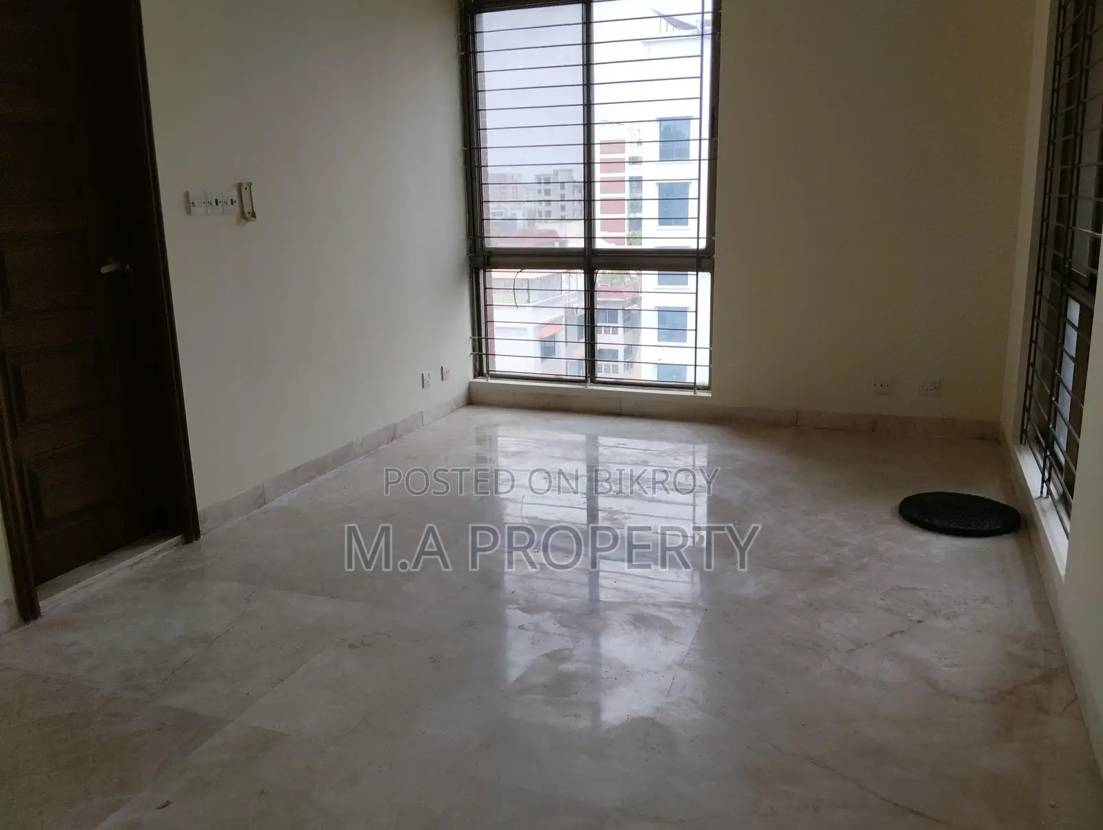 2000 SFT 3 BED OFFICE APARTMENT RENT IN GULSHAN I