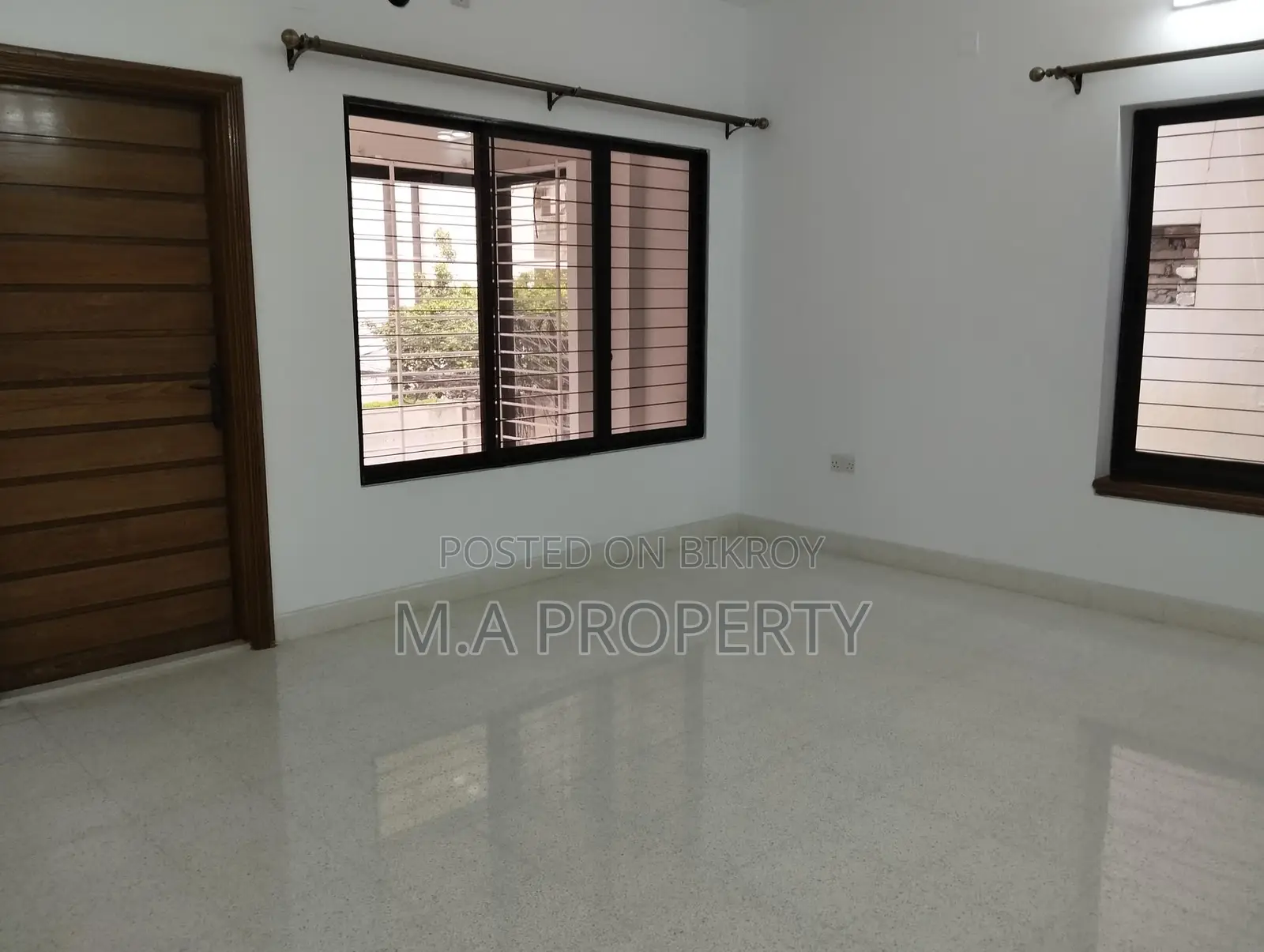 2000 SFT 3 BED OFFICE APARTMENT RENT IN GULSHAN I