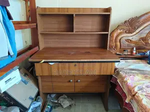 Reading Table