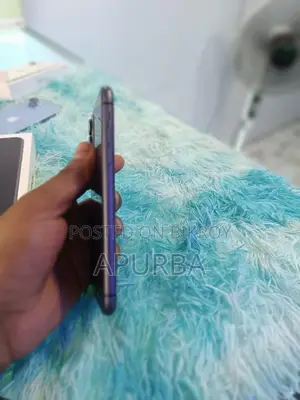 Apple iPhone 11 (Used)