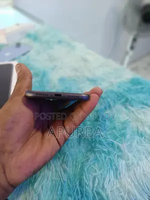 Apple iPhone 11 (Used)