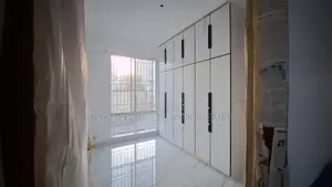 2300Sft Luxurious Semi Furnished Apartment Sale 4Bed Bashundhara Nice V.