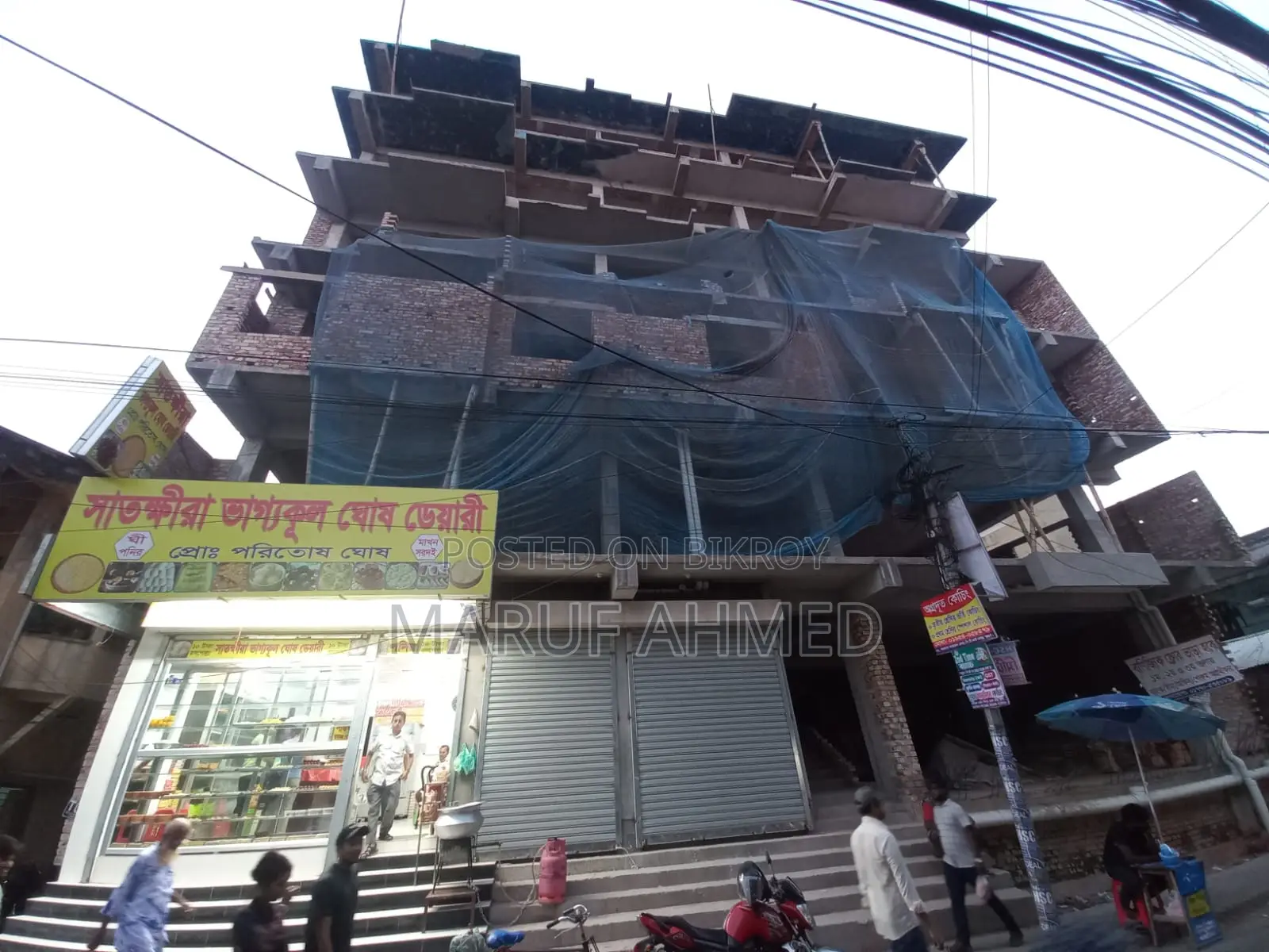 Commercial Space for Bank, Insurance, Showroom Brand, Corporate Office