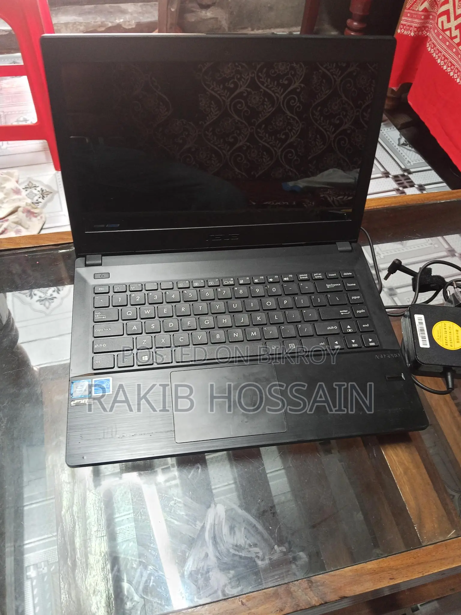 ASUS Pro