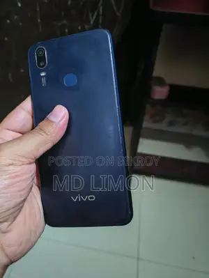 Vivo Y11 . (Used)