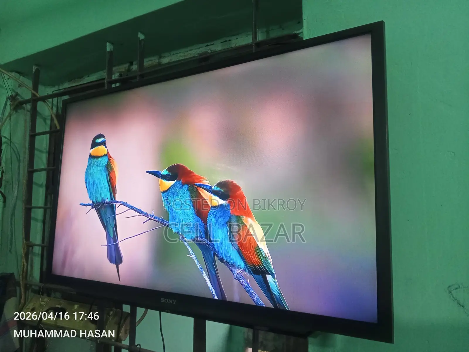 Sony Bravia 32" Smart LED TV