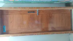 লিরা ডোর