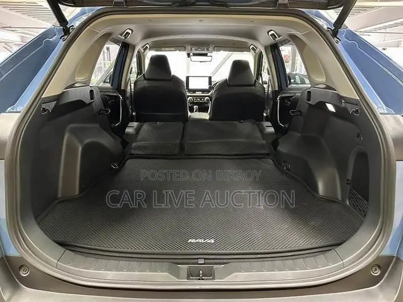 Toyota RAV4 Hybrid Adventure 2023