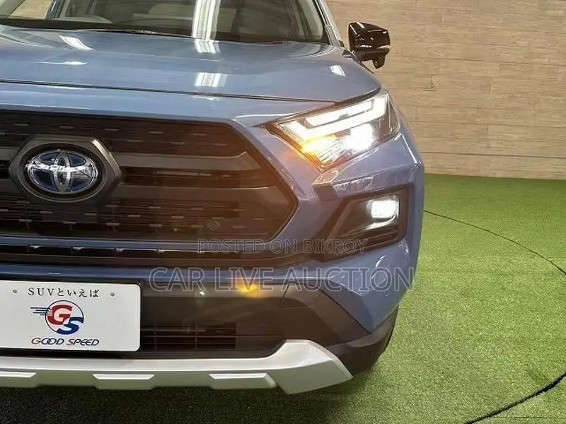 Toyota RAV4 Hybrid Adventure 2023