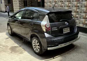 Toyota Aqua Hybrid Z PKG 2013
