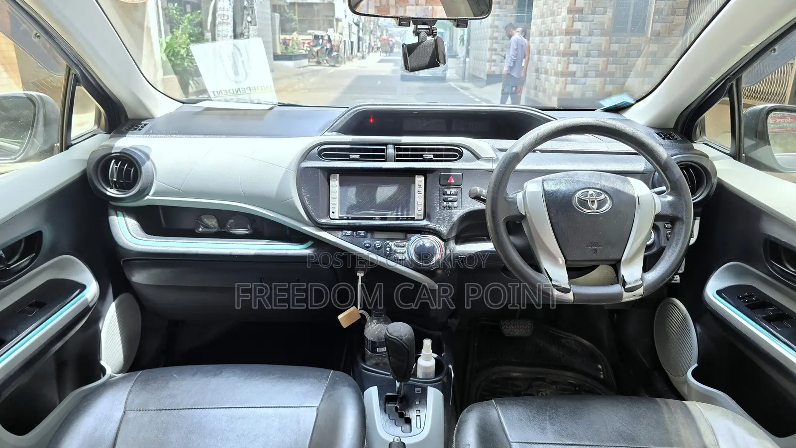 Toyota Aqua Hybrid Z PKG 2013